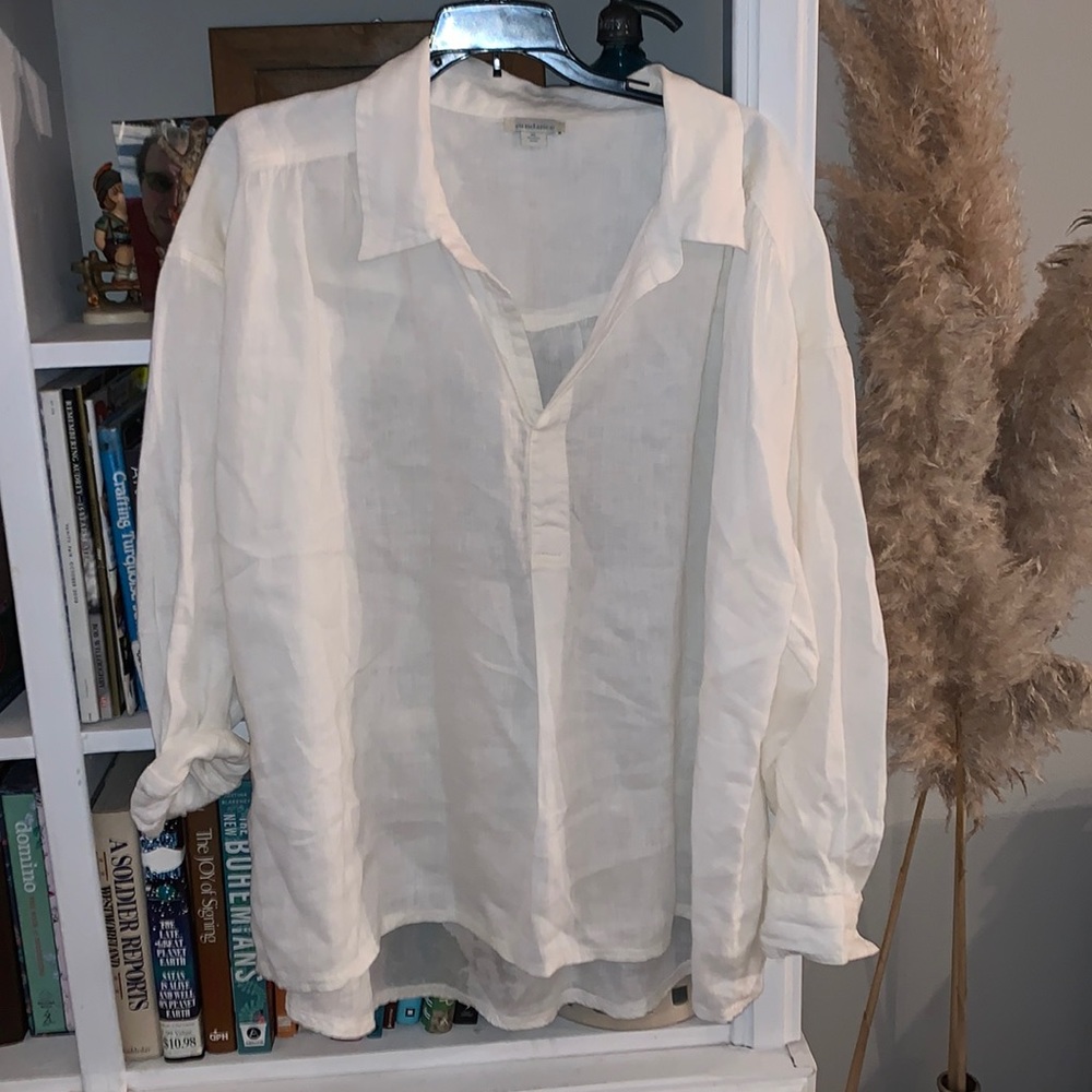 Billowy Linen white top